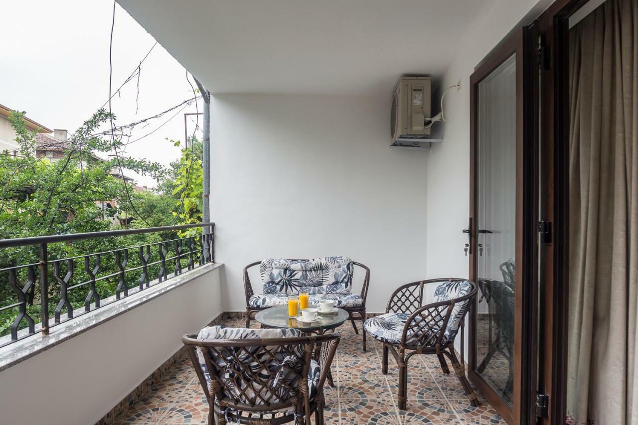 Guest Apartment "Perunika" Plovdiv Kültér fotó